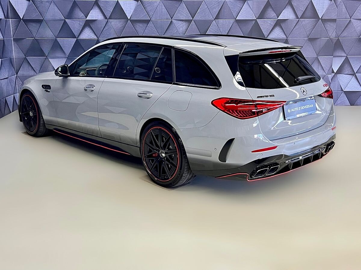 Mercedes-Benz Třídy C Kombi 2,0 l 500 kw