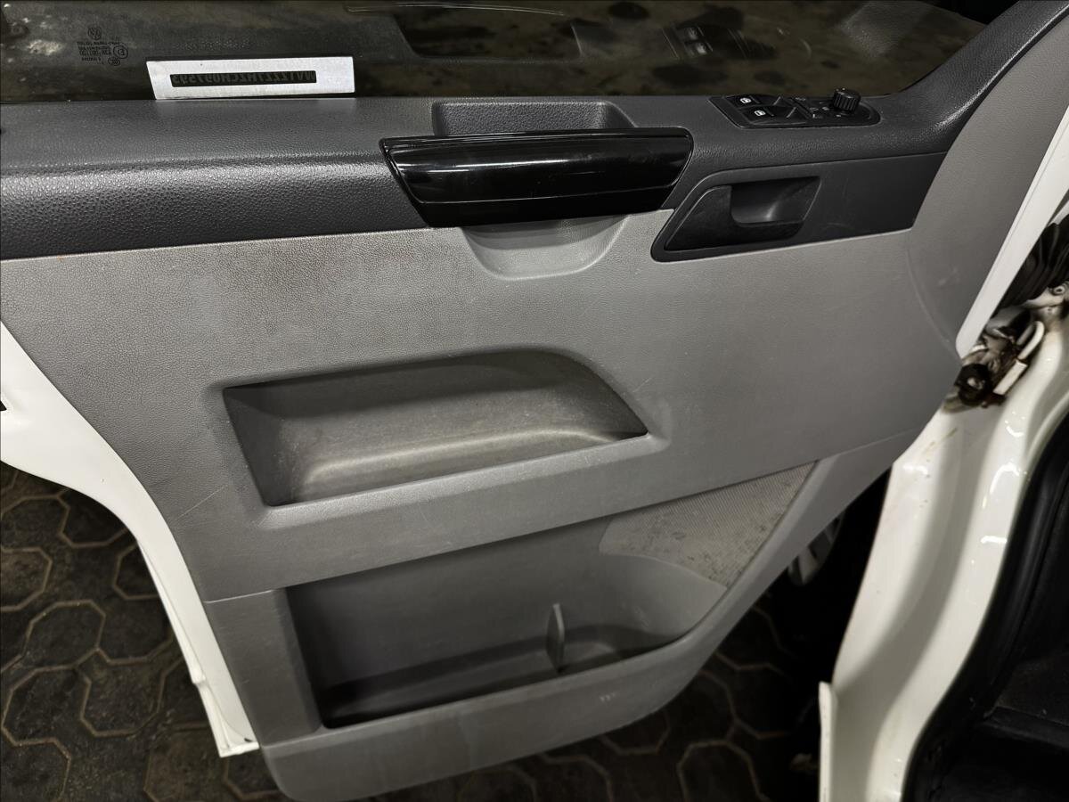 Volkswagen Transporter Ostatní 2,0 l 103 kw