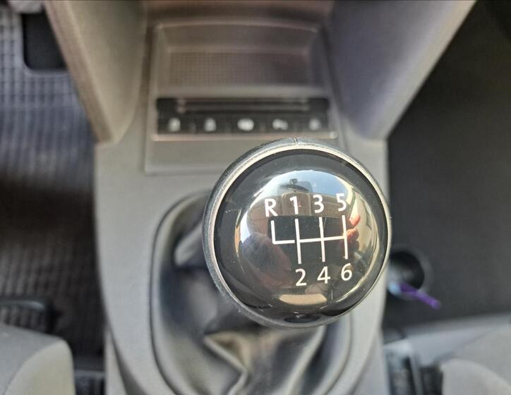 Volkswagen Touran 27