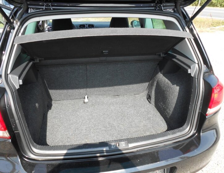 Volkswagen Golf Hatchback 1,6 l 77 kw