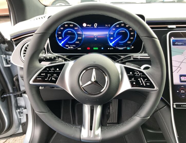 Mercedes-Benz EQE SUV / Terénní 0,0 215 kw