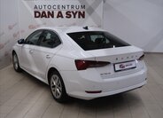 Škoda Octavia Sedan / Limuzína 1,5 l 110 kw