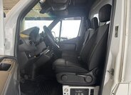 Mercedes-Benz Sprinter 10