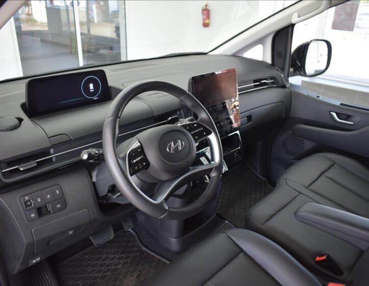 Hyundai Staria MPV 2,2 l 130 kw
