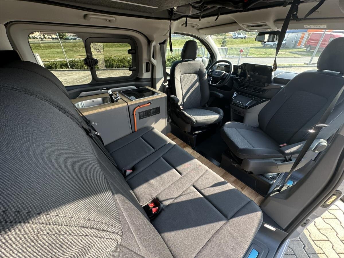 Ford Tourneo Custom Kombi 2,0 l 125 kw