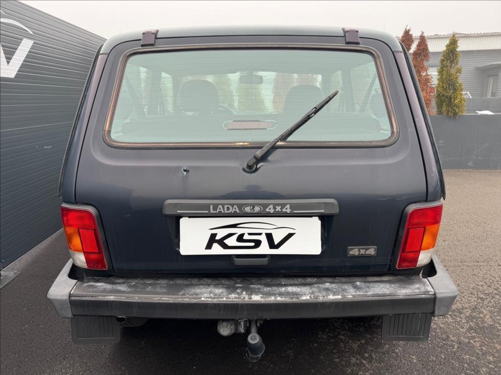 Lada Niva SUV / Terénní 1,7 l 61 kw
