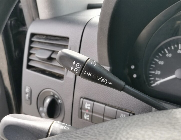 Mercedes-Benz Sprinter 23