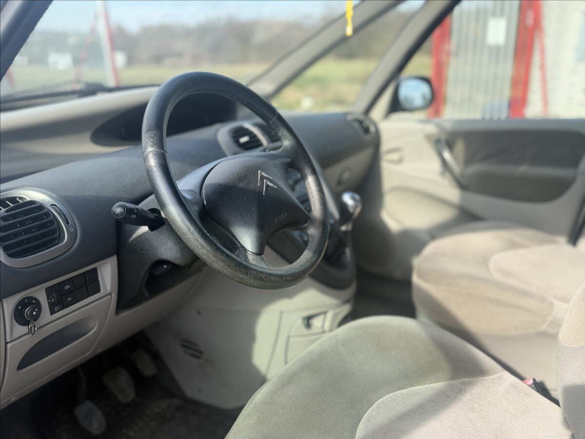 Citroën Xsara Picasso Kombi 1,6 l 70 kw