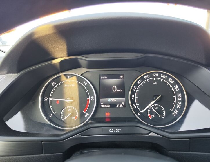 Škoda Superb Kombi 2,0 l 110 kw