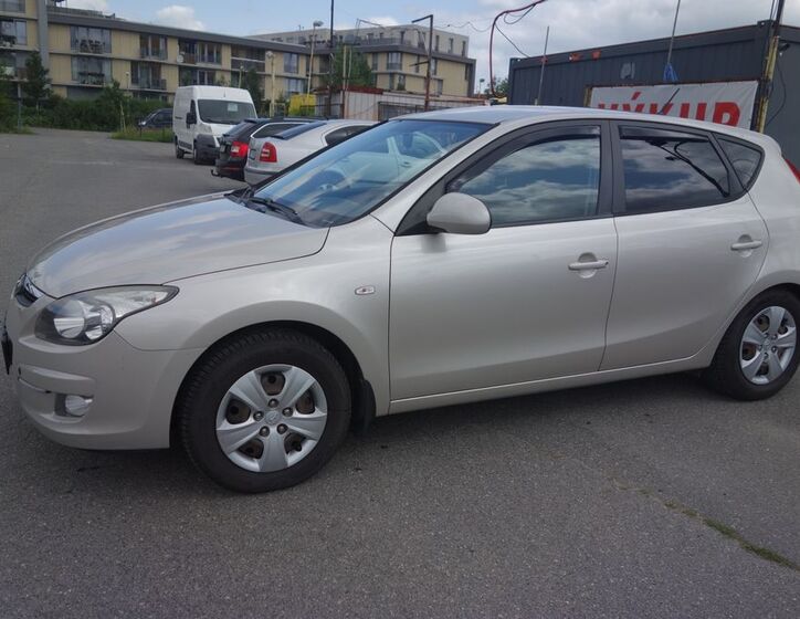 Hyundai i30 1
