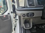 Ford Transit 8