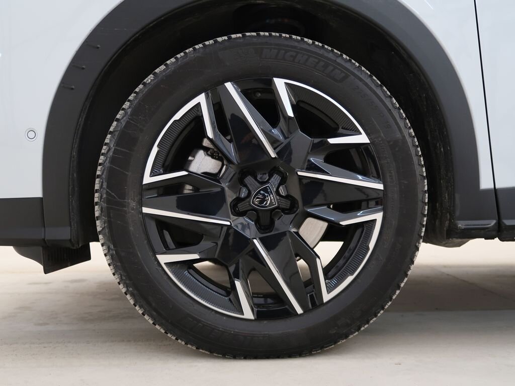 Peugeot 5008 SUV / Terénní 1,2 l 100 kw