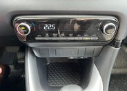 Toyota Yaris Hatchback 1,5 l 68 kw