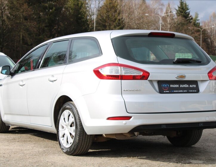 Ford Mondeo Kombi 2,0 l 85 kw
