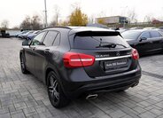Mercedes-Benz GLA 4