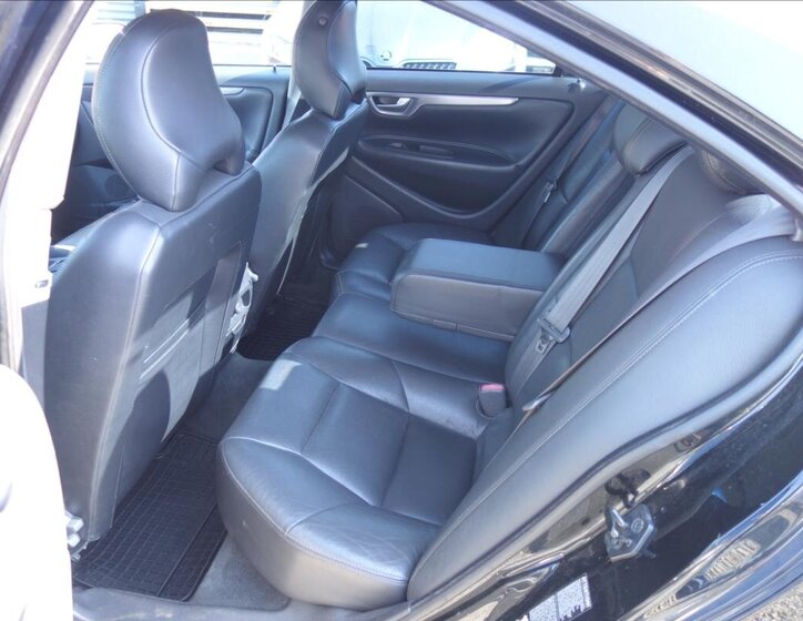 Volvo S60 Sedan 2,4 l 120 kw