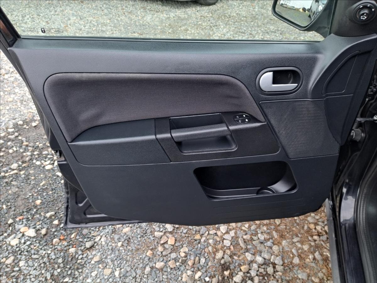 Ford Fusion MPV 1,4 l 59 kw