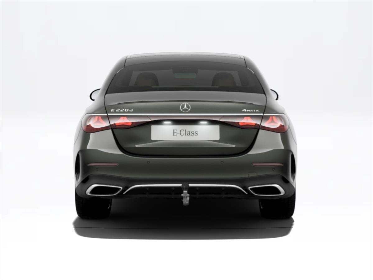 Mercedes-Benz Třídy E Sedan 2,0 l 145 kw