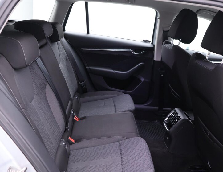 Škoda Octavia Kombi 2,0 l 85 kw