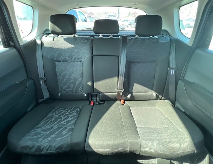 Peugeot 3008 MPV 2,0 l 120 kw