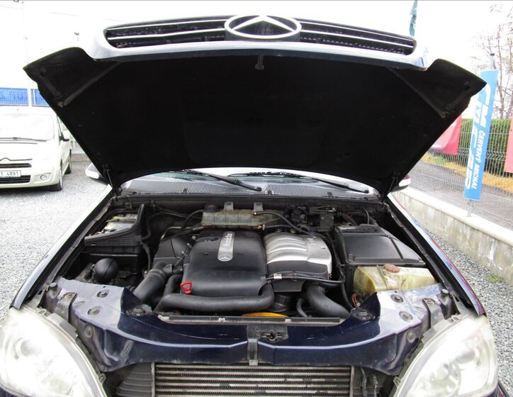 Mercedes-Benz Třídy M Kombi 2,7 l 120 kw