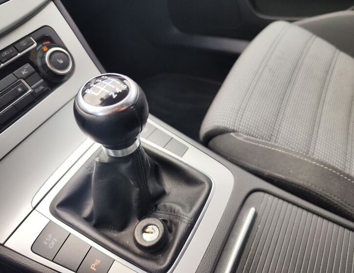 Volkswagen Passat CC Sedan / Limuzína 2,0 l 103 kw