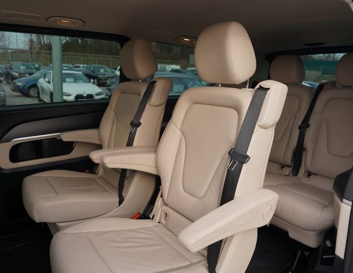 Mercedes-Benz Třídy V MPV 2,0 l 174 kw