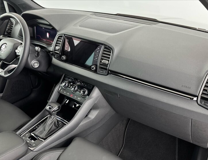 Škoda Karoq SUV / Terénní 1,5 l 110 kw