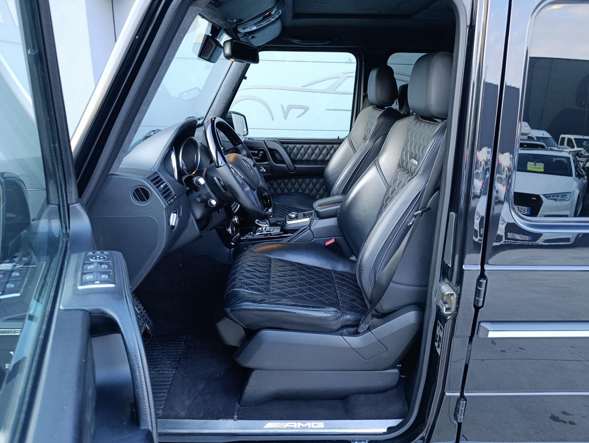 Mercedes-Benz Třídy G SUV / Terénní 5,5 l 400 kw