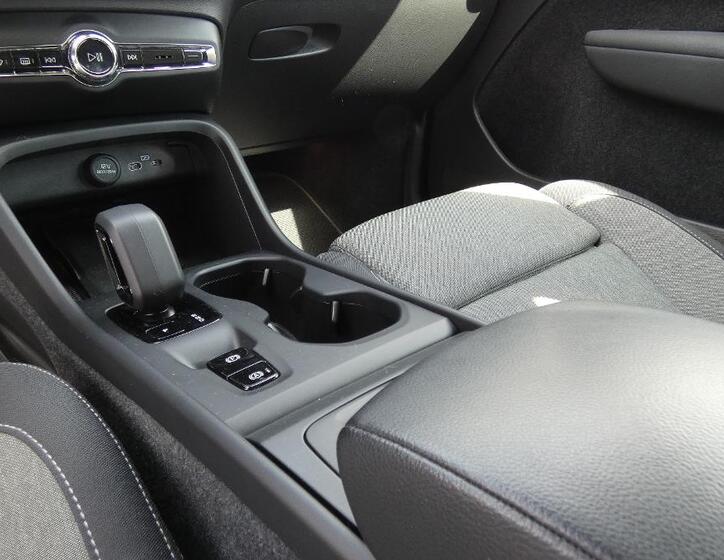 Volvo XC40 6