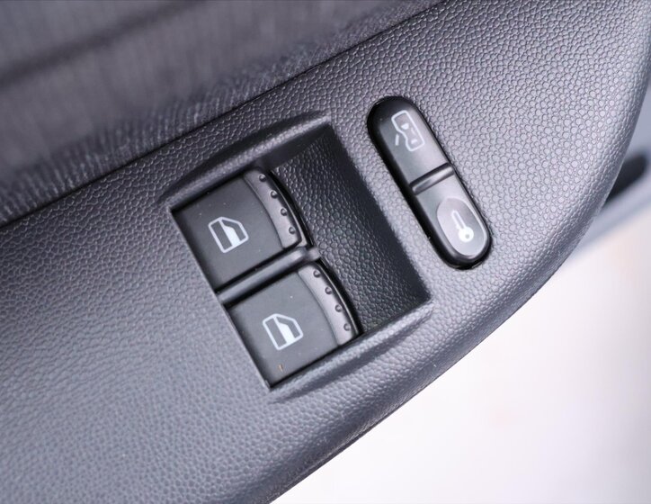 Škoda Fabia Hatchback 1,2 l 40 kw