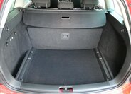 Volkswagen Golf Kombi 1,6 l 77 kw