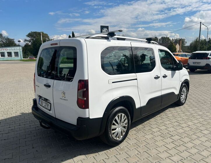 Peugeot Rifter 4