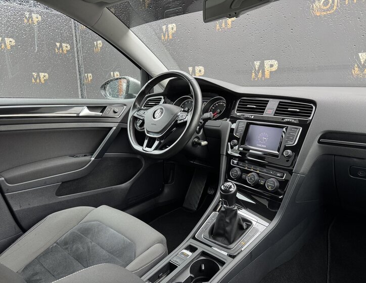 Volkswagen Golf Hatchback 1,4 l 103 kw