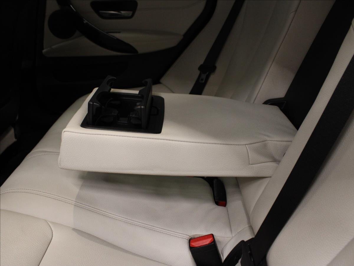 BMW Řada 4 Hatchback 2,0 l 135 kw