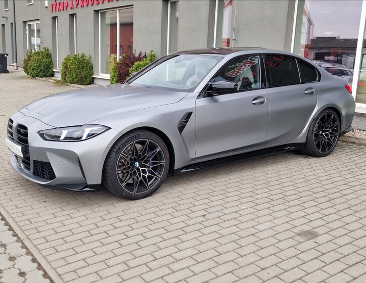 BMW M3 Sedan / Limuzína 3,0 l 390 kw