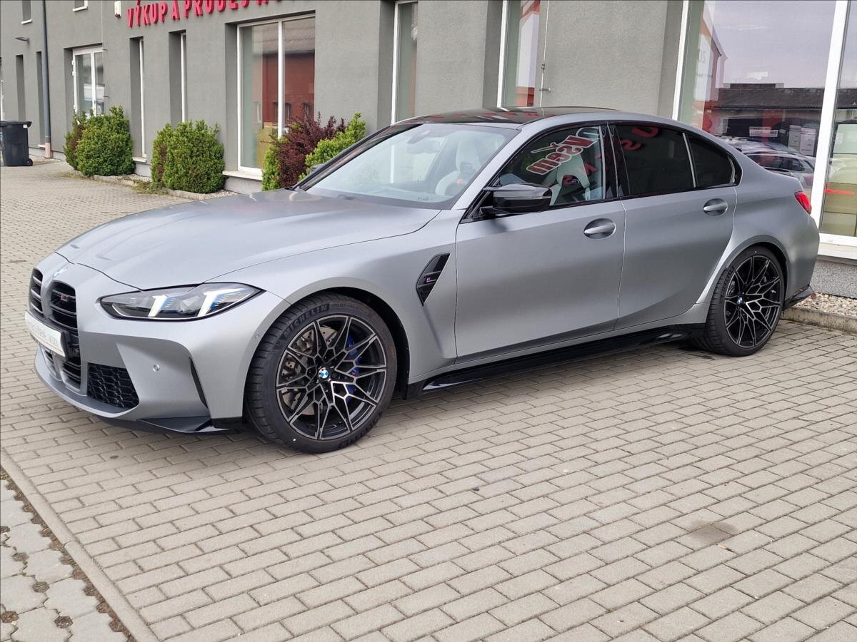 BMW M3 Sedan / Limuzína 3,0 l 390 kw