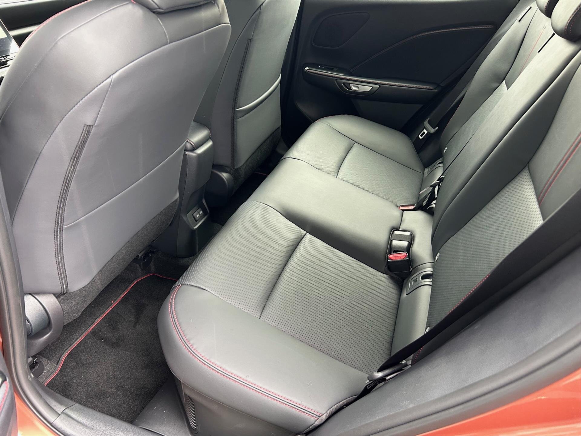 Lexus LBX Kombi 1,5 l 100 kw