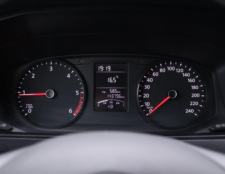 Volkswagen Transporter Skříň 2,0 l 75 kw