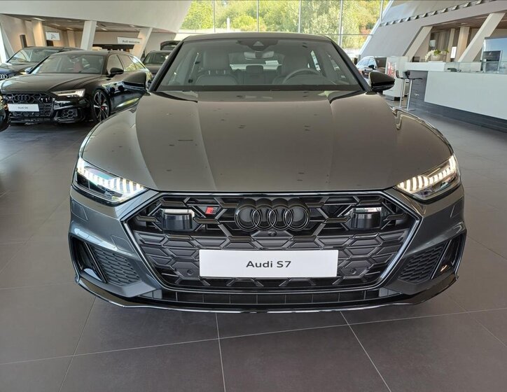 Audi S7 2