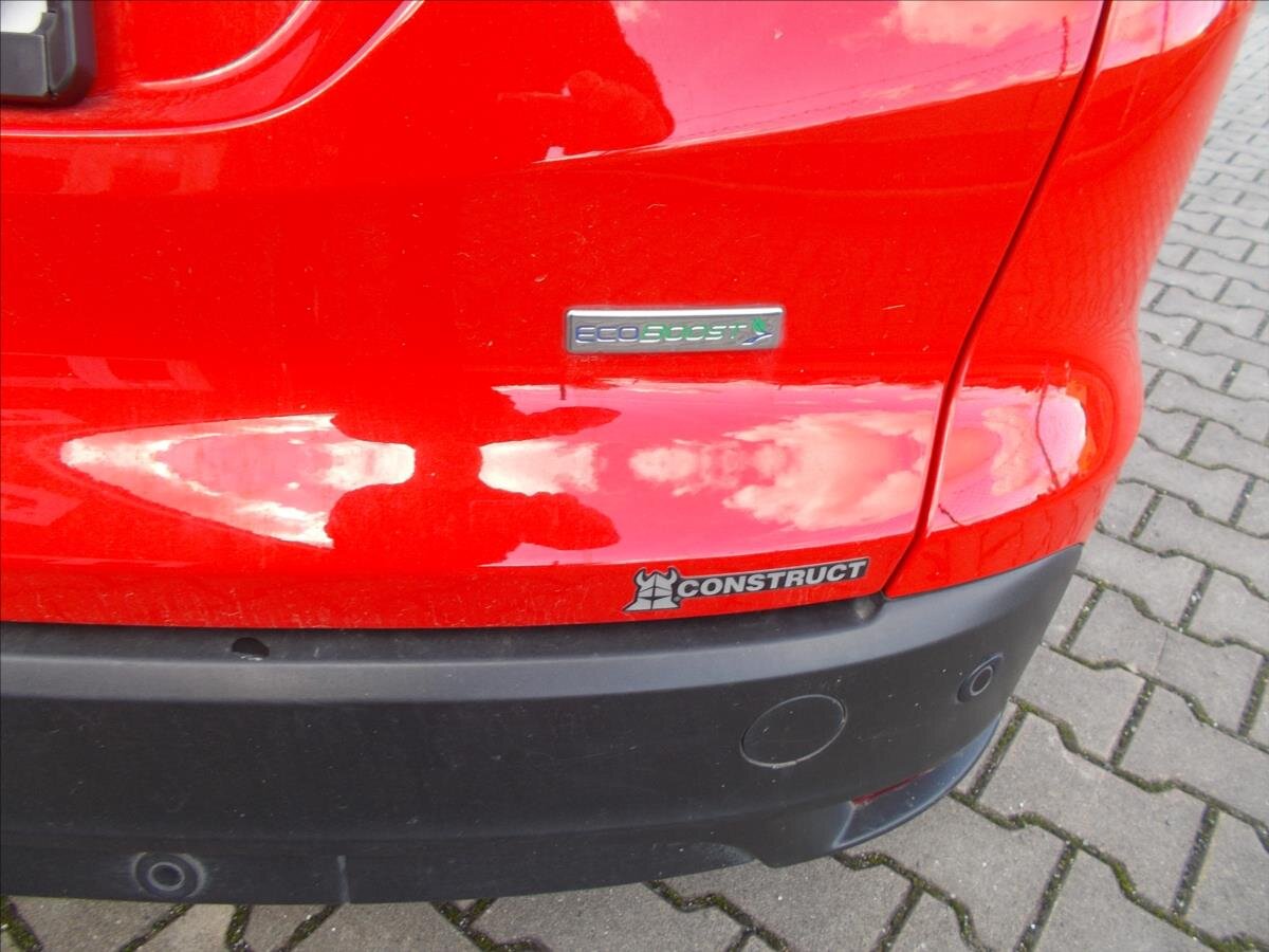 Ford Focus Kombi 999,0 74 kw