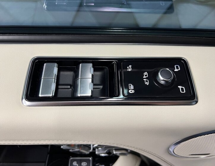 Land Rover Range Rover SUV / Terénní 5,0 l 386 kw