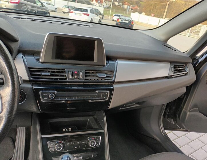 BMW Řada 2 Kombi 1,5 l 85 kw