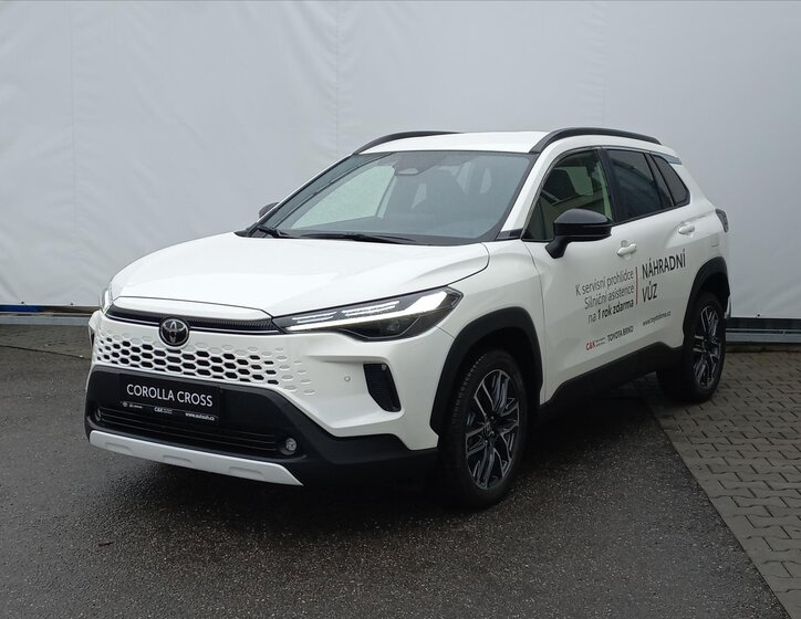 Toyota Corolla Cross CUV / Crossover 1,8 l 103 kw