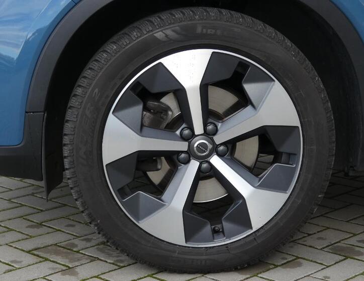 Volvo XC40 22