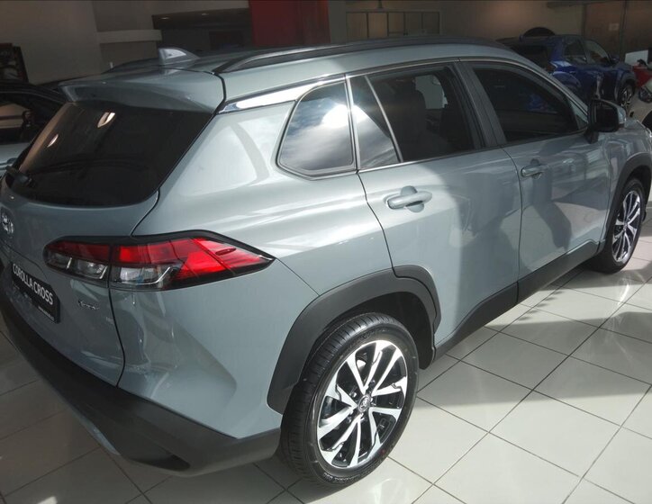 Toyota Corolla Cross 2