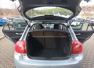 Toyota Auris Hatchback 1,4 l 66 kw
