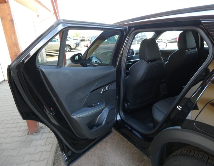Peugeot 2008 SUV / Terénní 1,2 l 96 kw