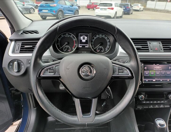 Škoda Rapid Hatchback 999,0 81 kw