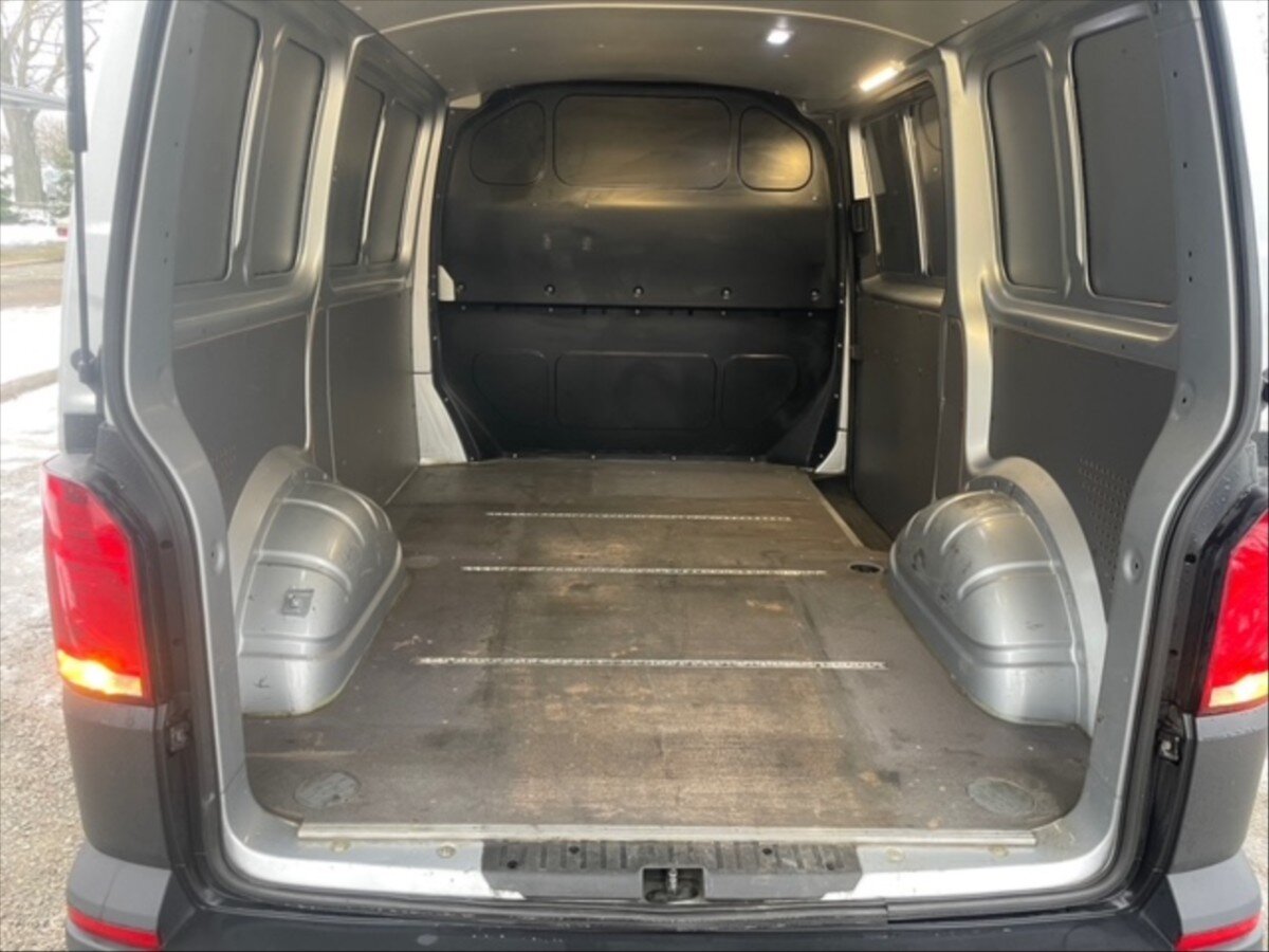 Volkswagen Transporter Skříň 2,0 l 81 kw